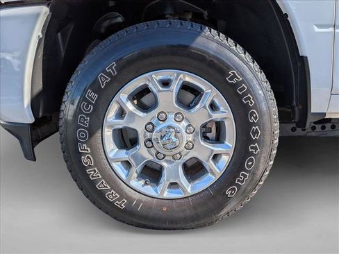 Used 2023 RAM 2500 Laramie AWD/4WD image 24
