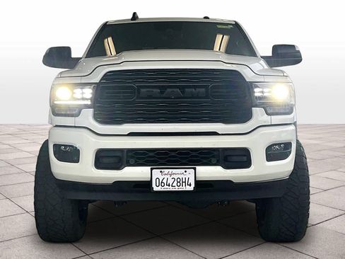 Used 2022 RAM 3500 Limited AWD/4WD image 3
