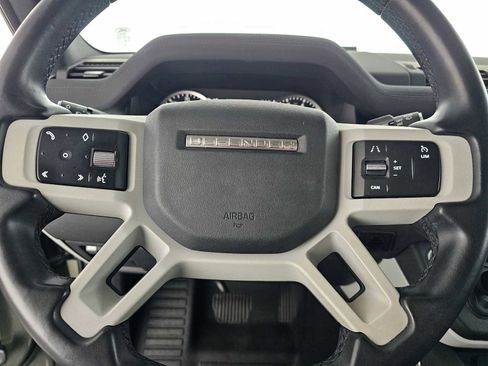 Used 2023 Land Rover Defender 110 image 22