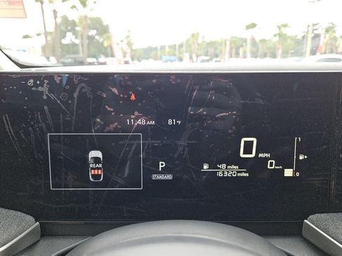 Used 2025 Nissan Kicks SV FWD image 14