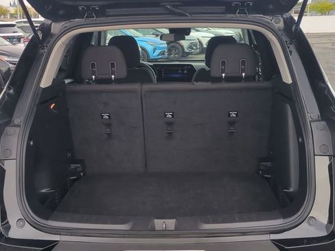 Used 2025 Chevrolet TrailBlazer LT image 28