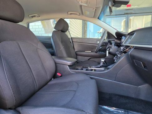 Used 2020 Kia Optima LX FWD image 14