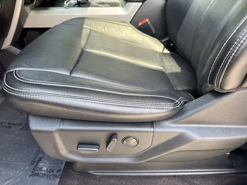 Used 2020 Ford F150 Lariat AWD/4WD image 31