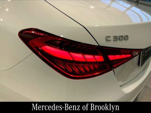Used 2022 Mercedes-Benz C 300 4MATIC Sedan image 30