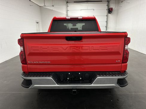 Used 2024 Chevrolet Silverado 1500 LT AWD/4WD image 8