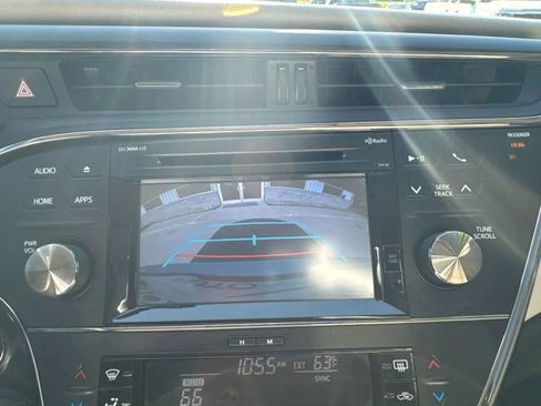 Used 2016 Toyota Avalon XLE Premium image 18