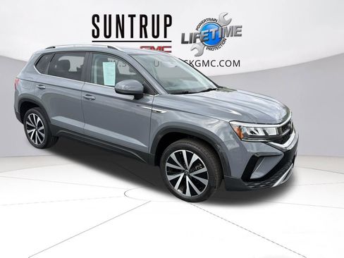 Used 2022 Volkswagen Taos SE image 8