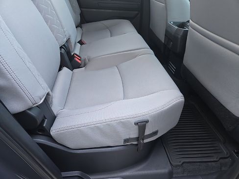 Used 2025 Toyota Tacoma SR5 image 89