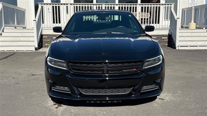Used 2018 Dodge Charger R/T w/ Navigation & Travel Group RWD image 9