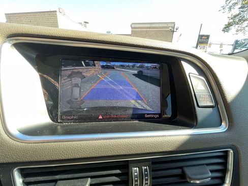 Used 2016 Audi Q5 2.0T Premium Plus w/ Technology Package image 24