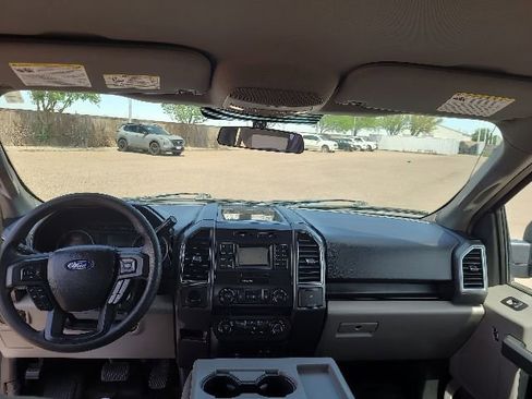 Used 2017 Ford F150 XLT RWD image 22