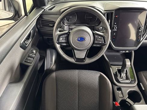Used 2025 Subaru Forester Premium w/ Convenience Package #2 AWD/4WD image 25