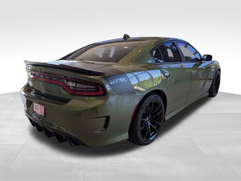 Used 2022 Dodge Charger Scat Pack w/ Daytona Edition Group RWD image 4