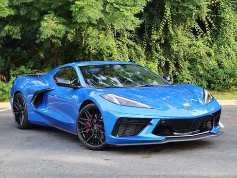 Used 2025 Chevrolet Corvette Stingray Preferred Conv w/ Z51 Performance Package RWD image 2