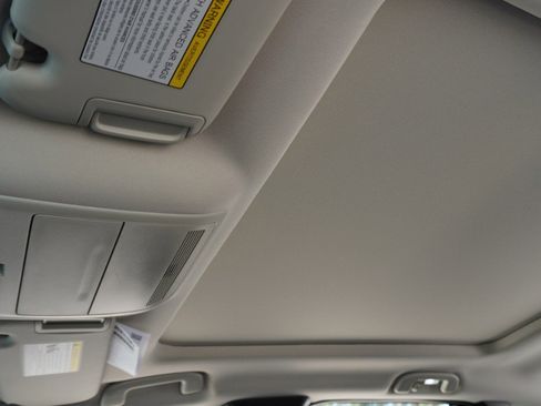 Used 2026 MAZDA CX-50 AWD 2.5 S w/ Cargo Package image 24