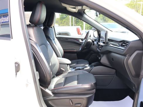 Used 2023 Ford Escape ST-Line Elite AWD/4WD image 32