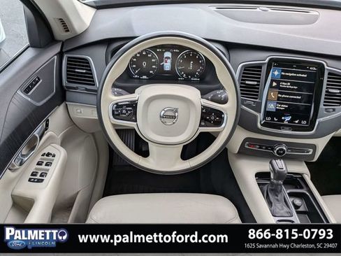 Used 2020 Volvo XC90 T5 Momentum FWD image 16