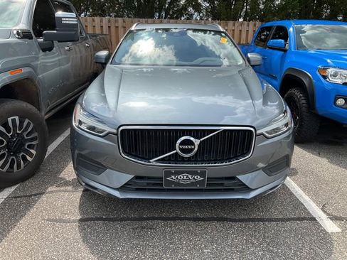 Used 2018 Volvo XC60 T6 Momentum w/ Vision Package AWD/4WD image 2