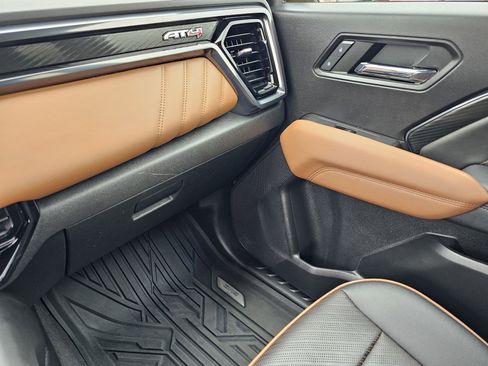 Used 2023 GMC Canyon AT4 w/ AT4 Premium Package image 26