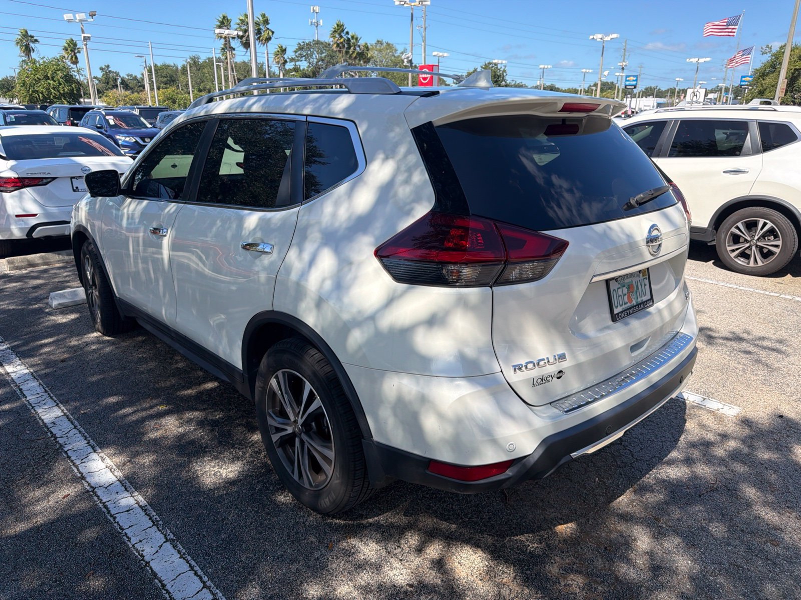 Used 2019 Nissan Rogue SV w/ Premium Package FWD image 5