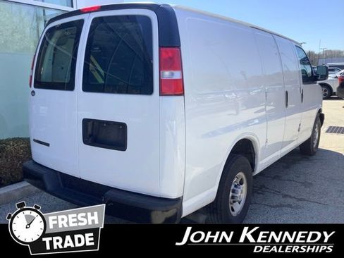 Used 2021 Chevrolet Express 2500 w/ Driver Convenience Package RWD image 3