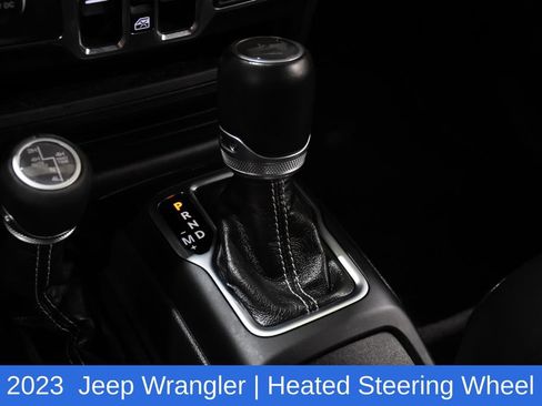 Used 2023 Jeep Wrangler Unlimited Sahara w/ Cold Weather Group AWD/4WD image 28