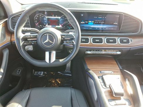 Certified 2024 Mercedes-Benz GLS 450 4MATIC w/ AMG Line Exterior image 11