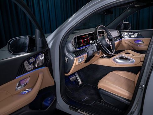 New 2026 Mercedes-Benz GLS 450 4MATIC image 11