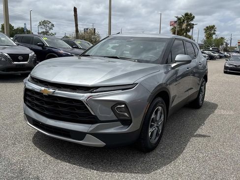 Used 2023 Chevrolet Blazer LT FWD image 8