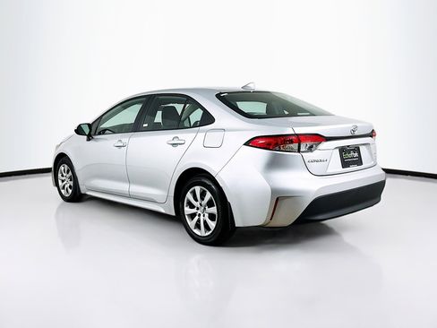 Used 2025 Toyota Corolla LE image 5