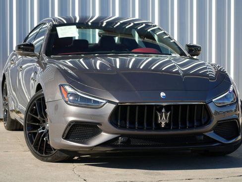 Used 2023 Maserati Ghibli Modena Q4 image 4