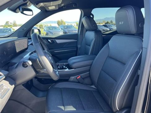 New 2026 Buick Enclave Sport Touring FWD image 24