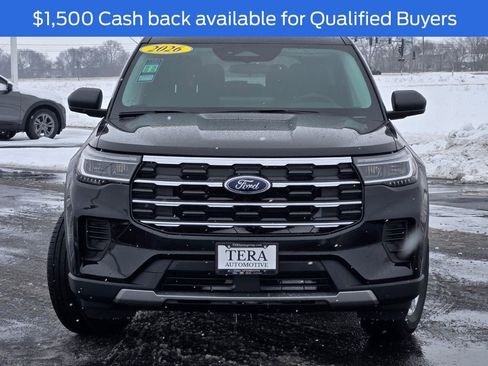 New 2026 Ford Explorer Active image 2