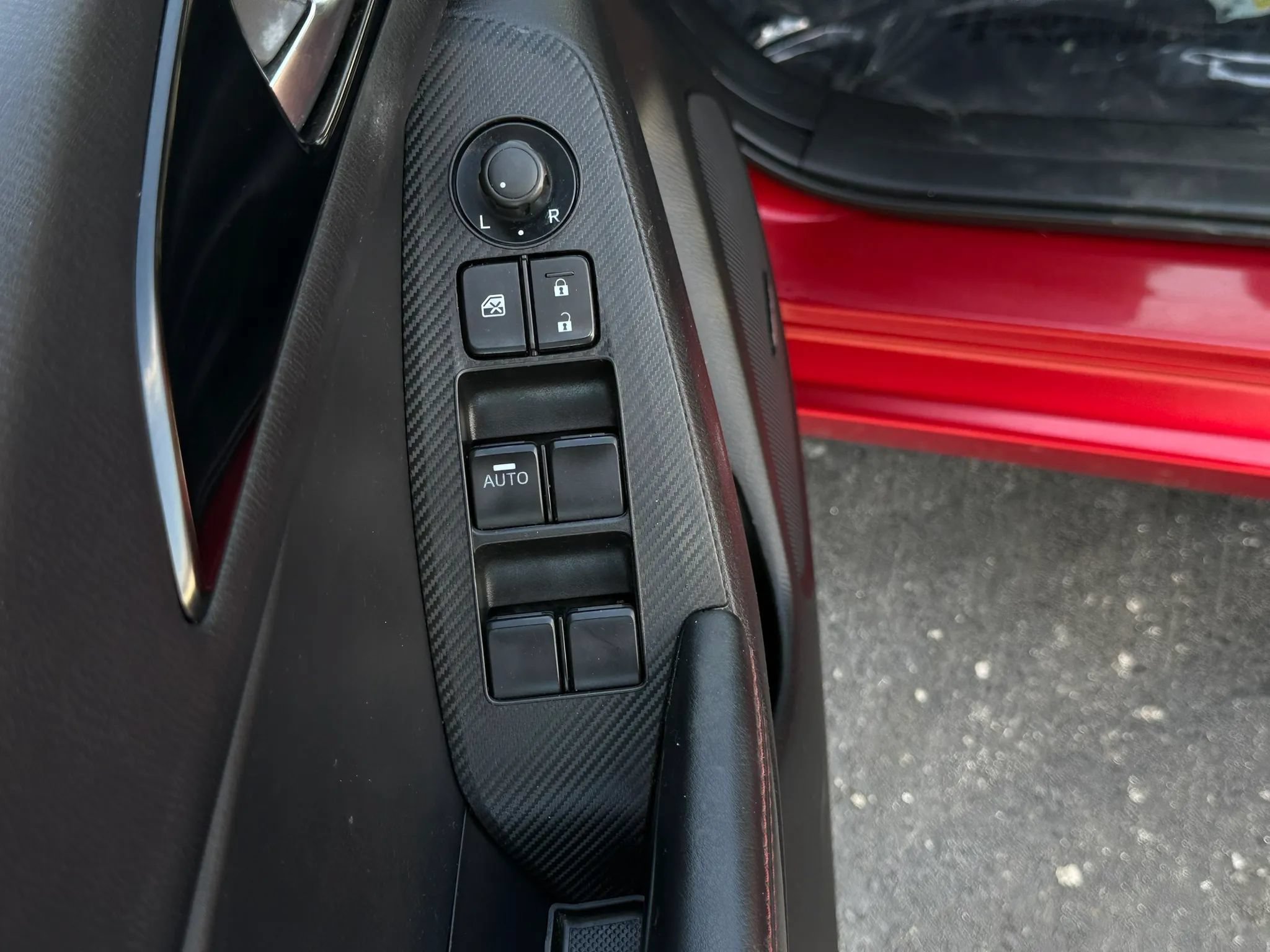 Used 2015 MAZDA MAZDA3 s Touring FWD image 25