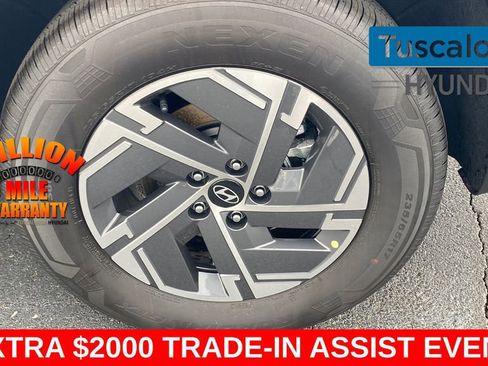 New 2026 Hyundai Tucson Blue SE image 11