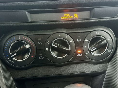 Used 2018 Toyota Yaris iA FWD image 23