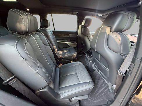 Used 2026 Cadillac Vistiq Luxury w/ LPO, Floor Liner Package AWD/4WD image 16