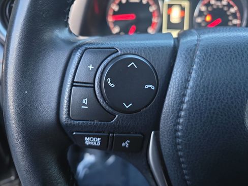 Used 2017 Toyota RAV4 SE w/ Power Special Value Package image 18