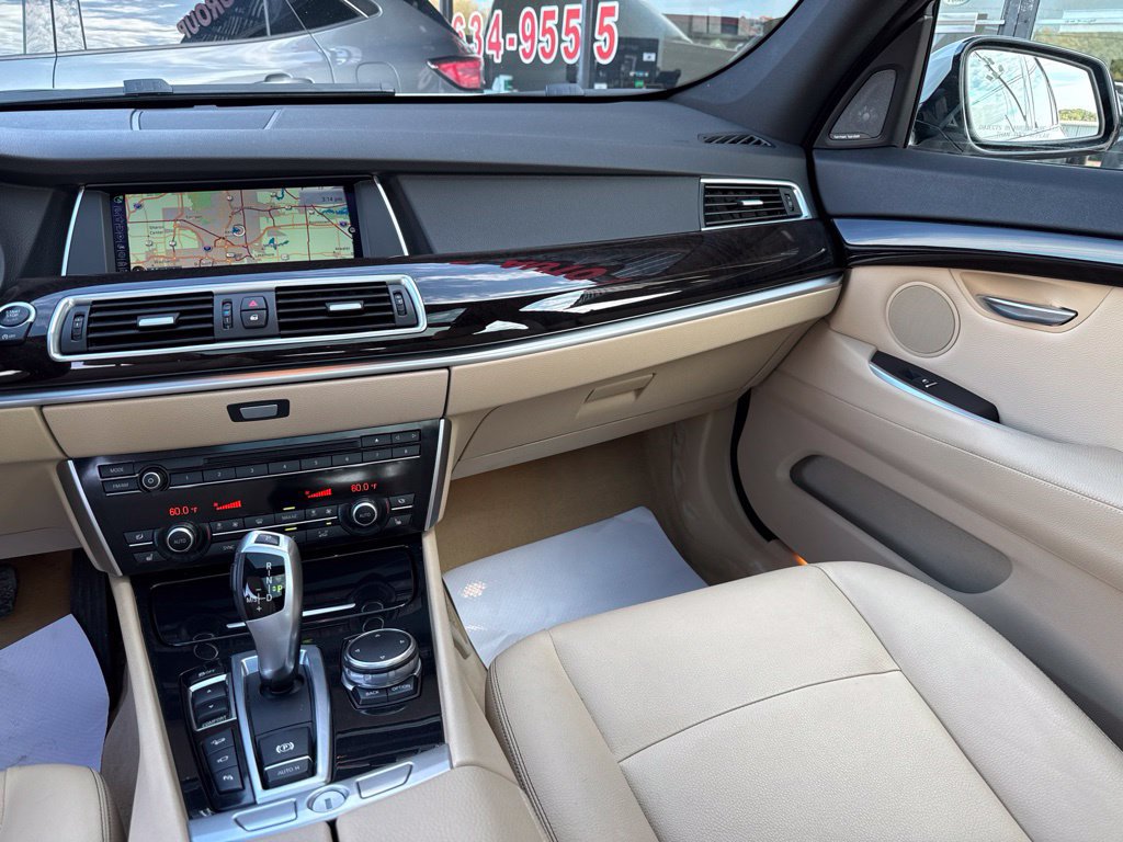 Used 2016 BMW 535i Gran Turismo xDrive AWD/4WD image 14