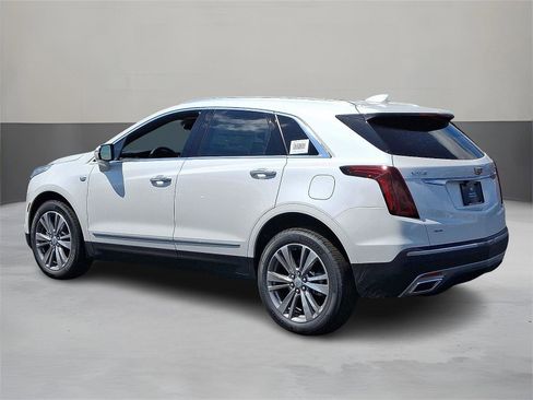 New 2025 Cadillac XT5 Premium Luxury w/ LPO, Floor Liner Package image 4