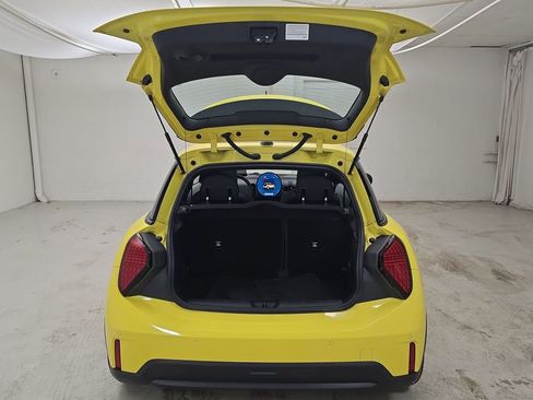 Certified 2025 MINI Cooper S image 26