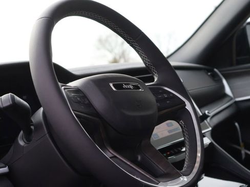 New 2026 Jeep Grand Cherokee L Limited image 26