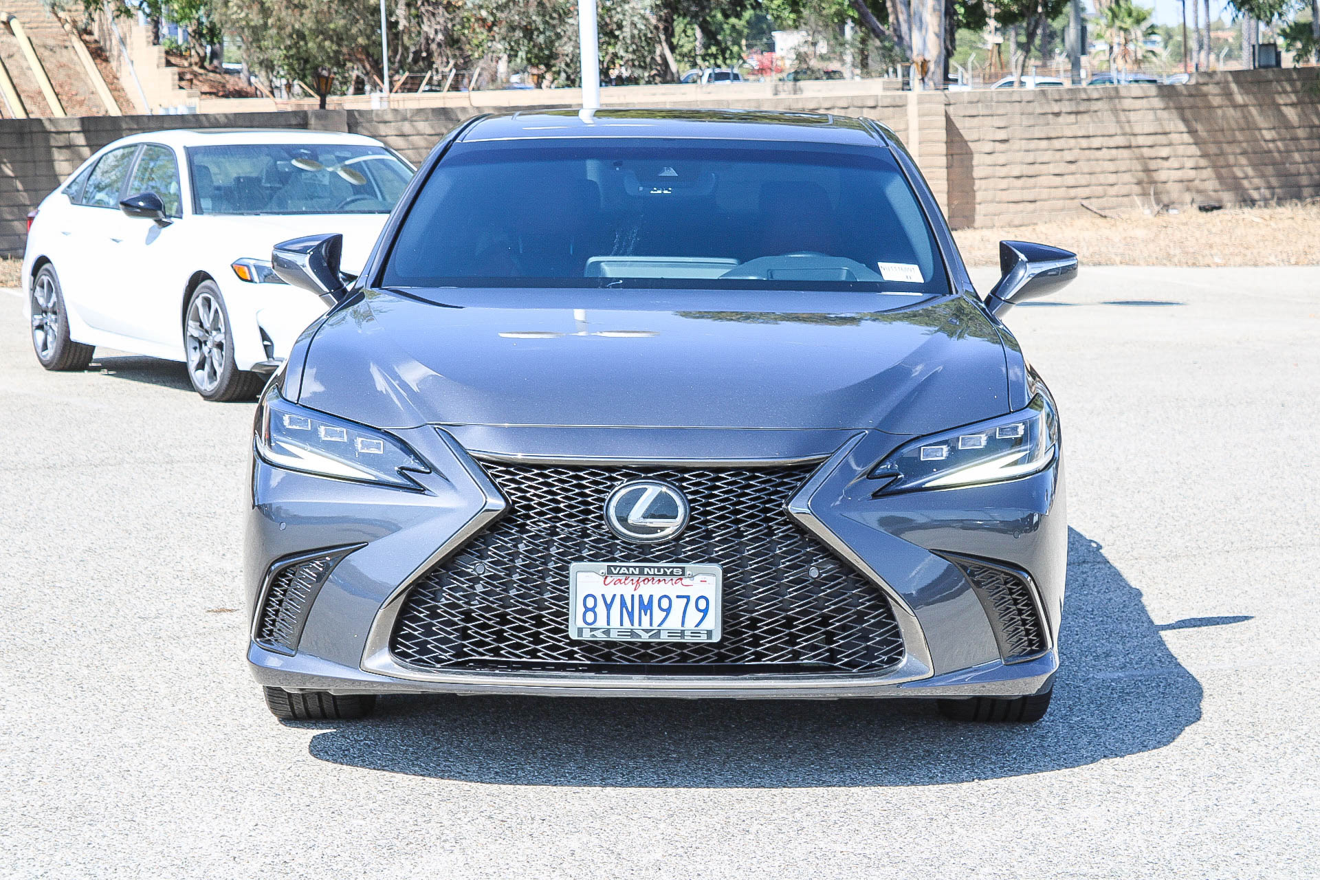 Used 2022 Lexus ES 350 F Sport w/ Accessory Package 2 FWD image 2