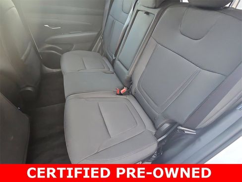 Used 2025 Hyundai Tucson SE image 14