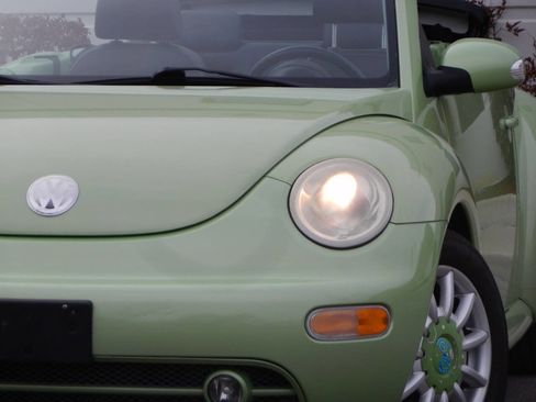 Used 2004 Volkswagen Beetle GLS image 4