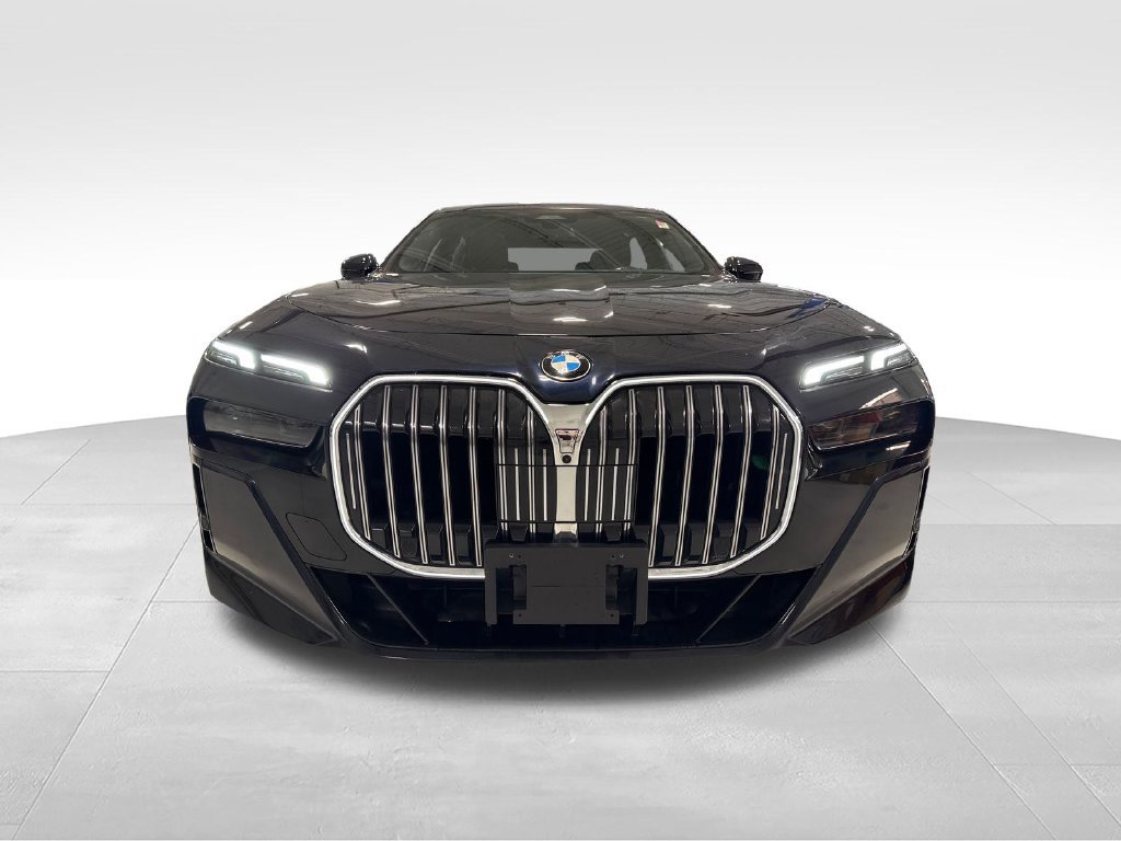 Used 2024 BMW 740i xDrive AWD/4WD image 53