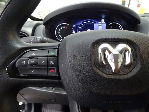 Used 2023 RAM ProMaster 2500 image 22