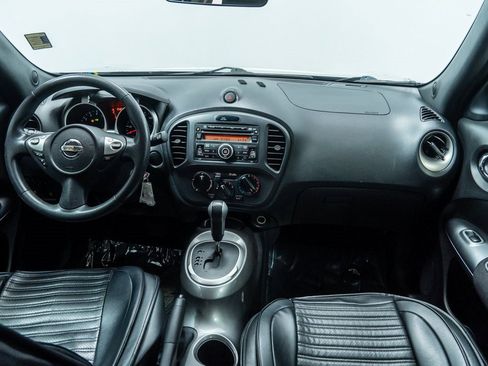 Used 2014 Nissan Juke S image 18