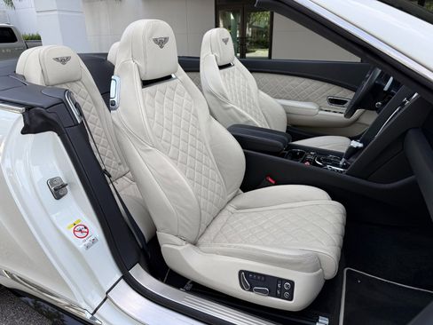 Used 2016 Bentley Continental GT V8 S image 41