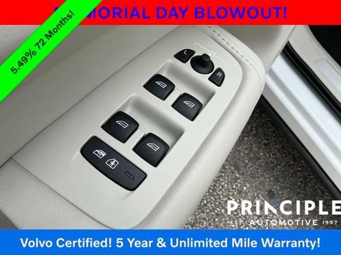 Certified 2023 Volvo XC60 T8 Plus w/ Climate Package AWD/4WD image 28